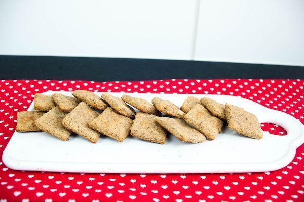 Keto Cheese Crackers